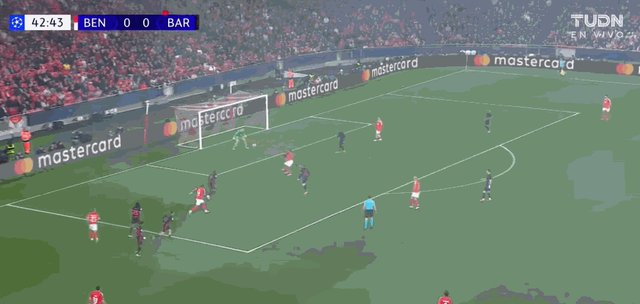 1741215994334038402.gif 开云app-【欧冠】十人巴萨客场1比0本菲卡,拉菲远射一剑封喉