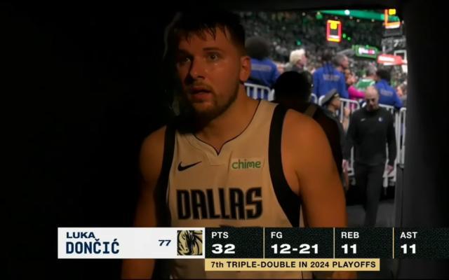 1717993259217040385.jpg kaiyun中国官网-末节哑火空砍三双 东契奇难逃持球大核心的宿命?