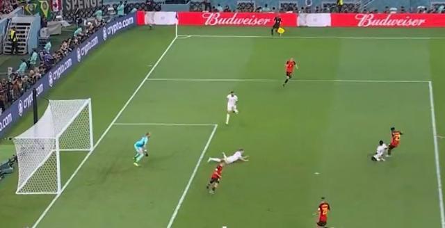 1669235410523010129.jpg kaiyun-【世界杯】库尔图瓦扑点 巴舒亚伊破门 比利时1比0