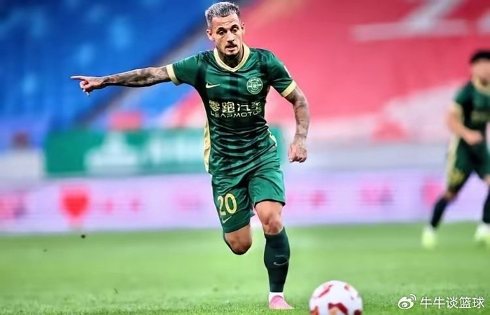 开云网页-冲击冠军！250万欧国米锋霸即将加盟浙江队，最后一块争冠拼图已完成|阿尔巴尼亚|马纳伊|巴塞罗那|国际米兰|格拉纳达_新浪体育_新浪新闻