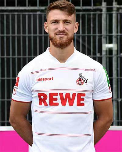 1647933006454061180.jpg kaiyun-德国队缺铁腰?请留意这个苗子,不然土耳其要抢了!