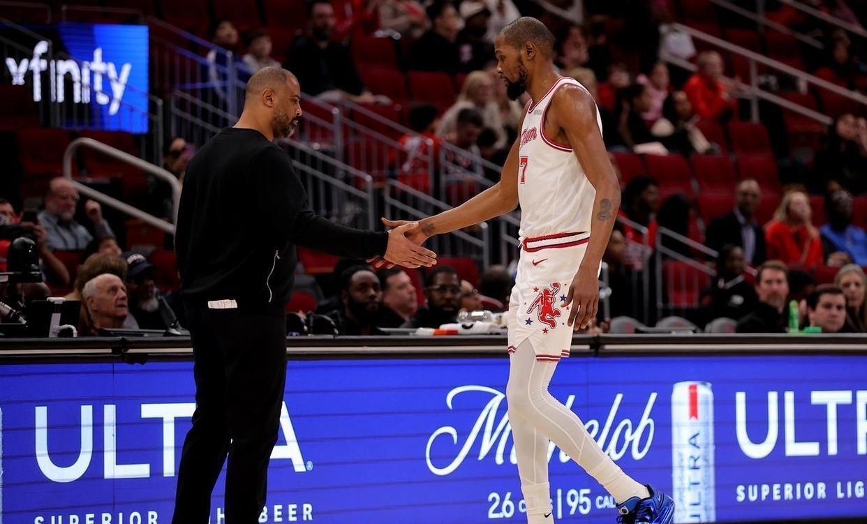 开云官网-爆大冷!火箭2连败杜兰特31分,东部黑马8连胜!一战认清5个现实