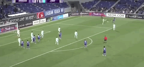 开云网页-广岛1-0柔佛总比分2-3遭淘汰，木下康介点射破门，阿里瓦斯中柱