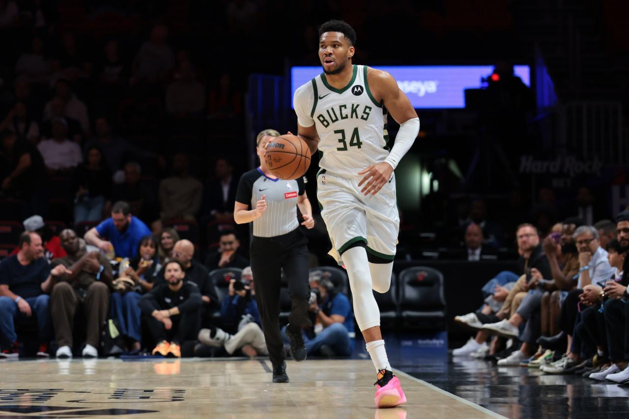 kaiyun中国官网-里程碑！160次30+10+5！字母哥超“大O”独占历史第一 统治力拉满