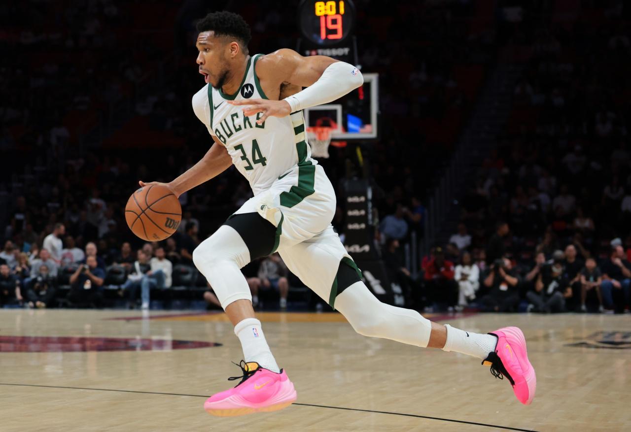 kaiyun中国官网-里程碑！160次30+10+5！字母哥超“大O”独占历史第一 统治力拉满